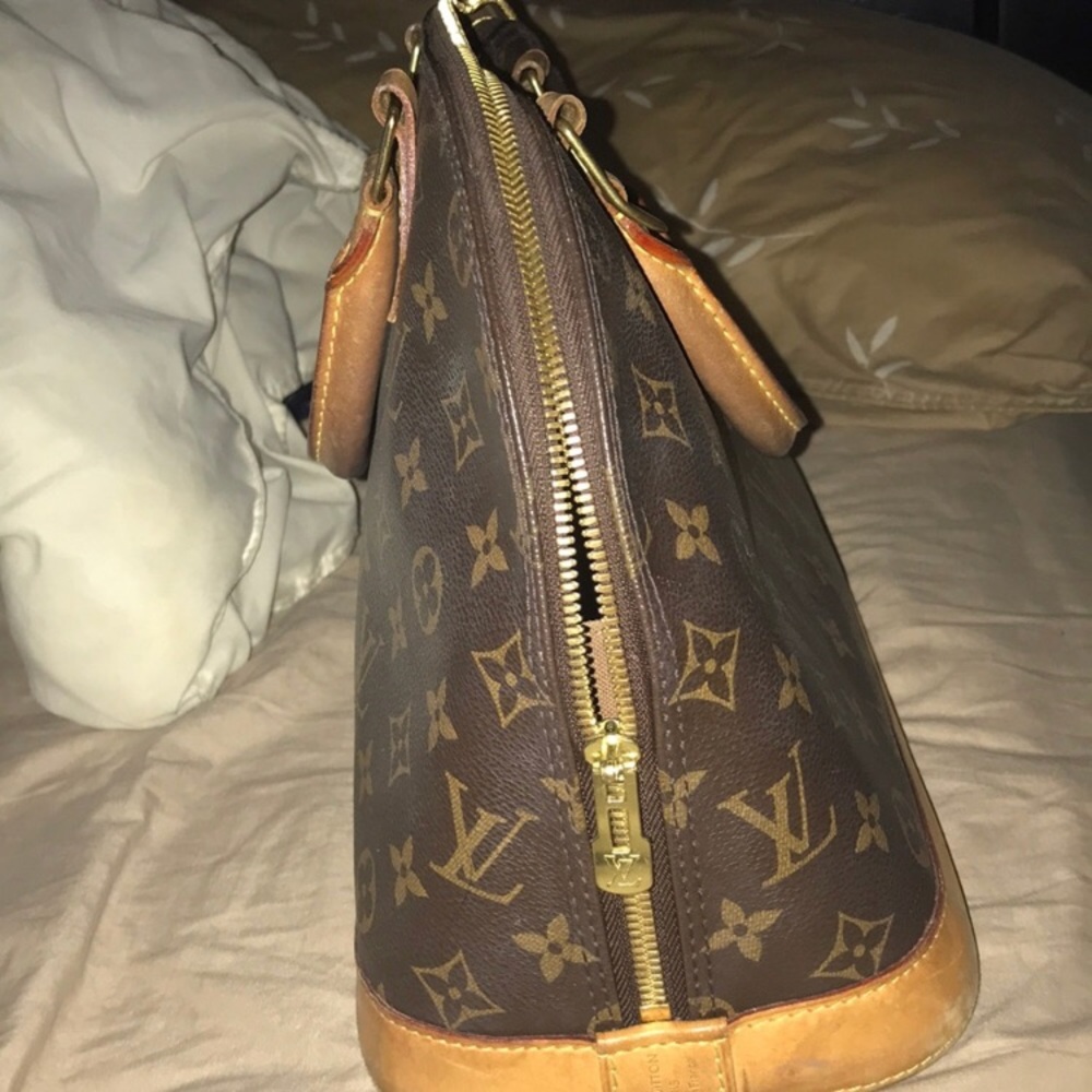 Need money asap for school - Picture 3 of 8